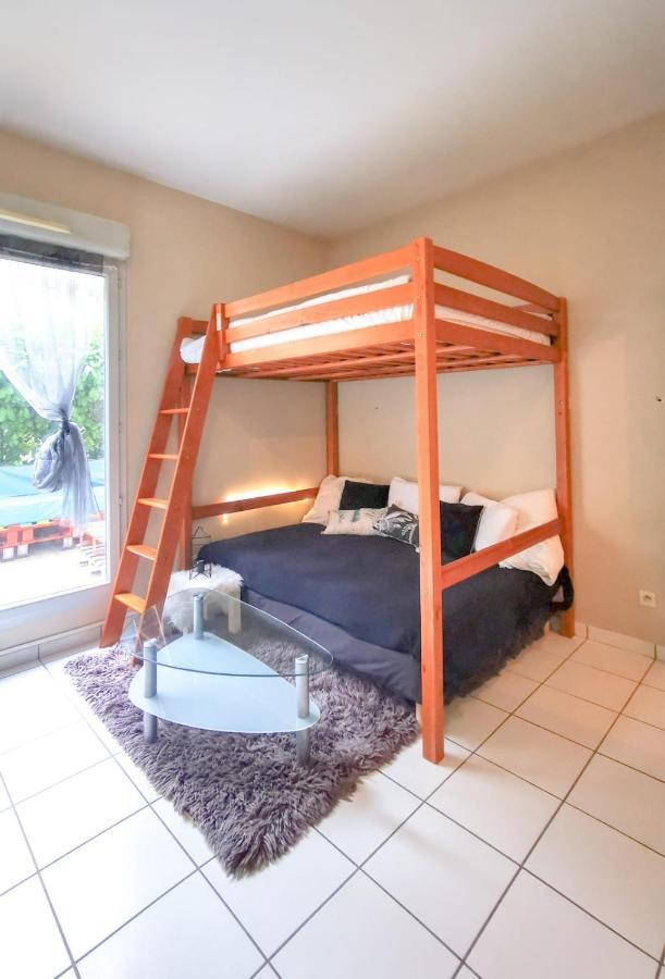 Charming Studio Near Jean Mace Apartment Лион Екстериор снимка