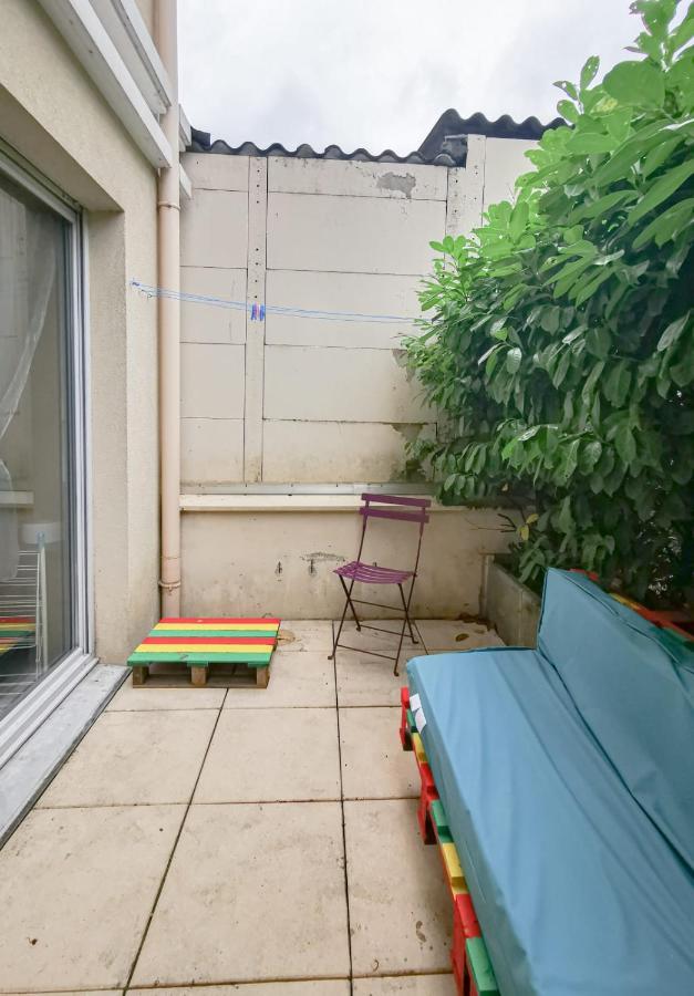 Charming Studio Near Jean Mace Apartment Лион Екстериор снимка